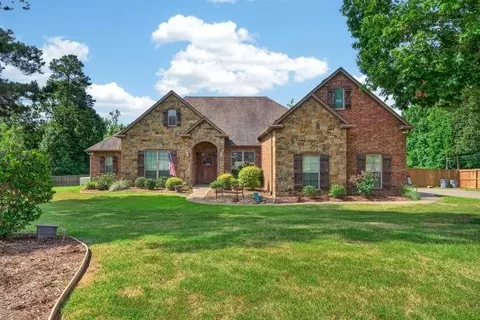Exterior - 2000 Winding Run Ln, Longview, TX 75605 photo 2 of 8