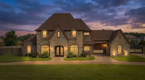 145 Abby Gail Dr, Longview, TX 75605