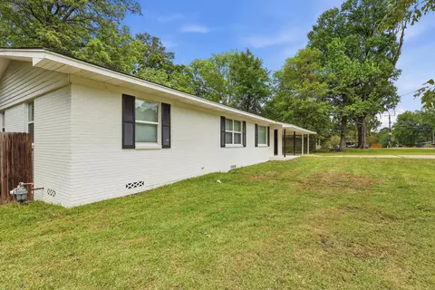 Exterior - 407 E Hope, Longview, TX 75604 photo 9 of 11