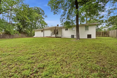 Exterior - 407 E Hope, Longview, TX 75604 photo 4 of 11