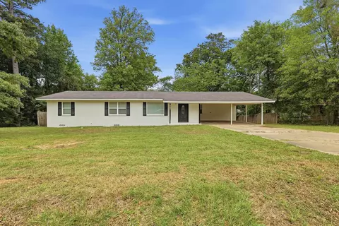 Exterior - 407 E Hope, Longview, TX 75604 photo 8 of 11