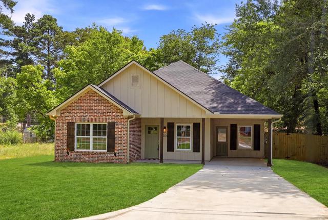 1124 Hackberry, Gladewater, TX 75647
