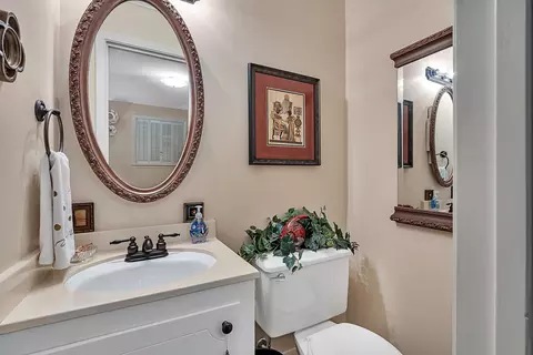 2011 E Warwick, Longview, TX 75601 photo 24