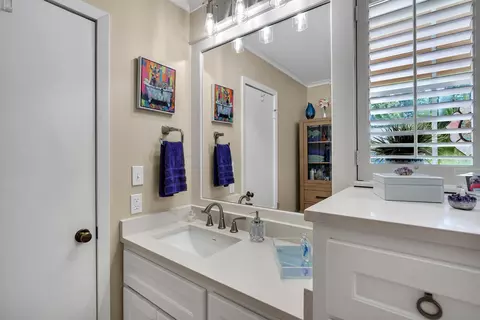 2011 E Warwick, Longview, TX 75601 photo 31