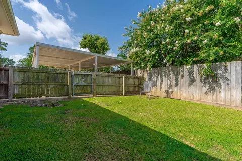 Exterior - 2011 E Warwick, Longview, TX 75601 photo 12 of 15