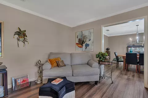 2011 E Warwick, Longview, TX 75601 photo 8