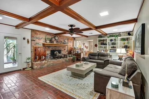Other - 2011 E Warwick, Longview, TX 75601 photo 3 of 6