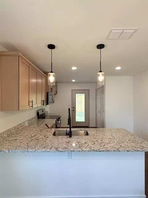 219 E Fleming, Longview, TX 75604 photo 14