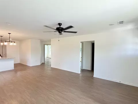219 E Fleming, Longview, TX 75604 photo 7