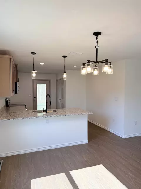219 E Fleming, Longview, TX 75604 photo 16