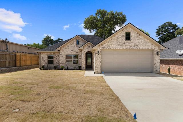 1201 Alice Dr, Longview, TX 75605