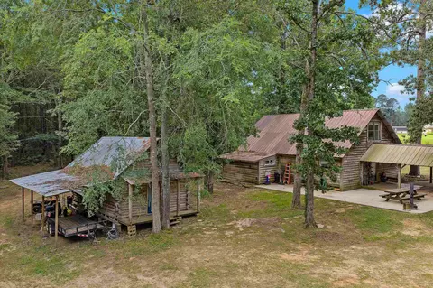 451 Connie Ln, Waskom, TX 75692
