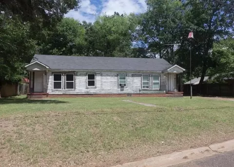 2910 S Broadway, Kilgore, TX 75662