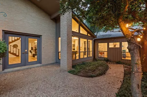 Exterior - 37 Bramlette Pl, Longview, TX 75601 photo 7 of 8
