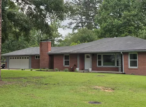 104 Brownrigg Ave, Marshall, TX 75672