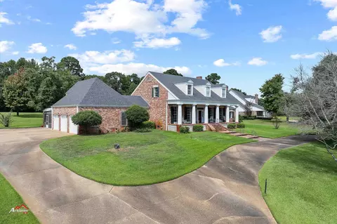 203 Azalea Way, Marshall, TX 75672