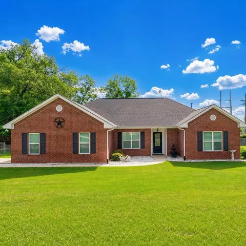 121 Oak Ln, Diana, TX 75640