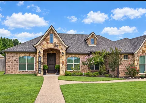 135 Highland Blvd, Hallsville, TX 75650