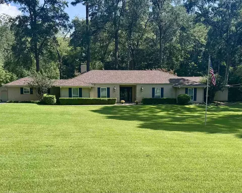405 Sandy Ln, Henderson, TX 75652