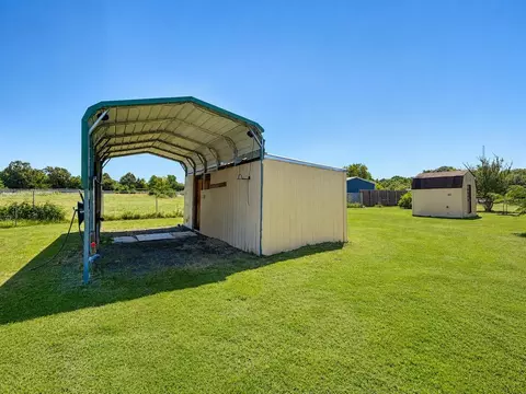 838 Comanche, Quitman, TX 75783 photo 9