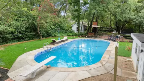 Exterior - 604 Sylvan Dr, Longview, TX 75602 photo 6 of 12