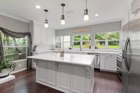 Kitchen - 604 Sylvan Dr, Longview, TX 75602 photo 3 of 6