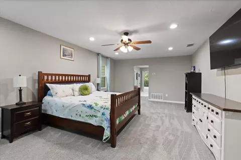 Bedroom - 604 Sylvan Dr, Longview, TX 75602 photo 5 of 7