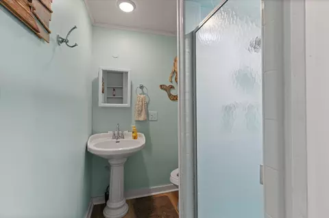Bath - 604 Sylvan Dr, Longview, TX 75602 photo 7 of 7