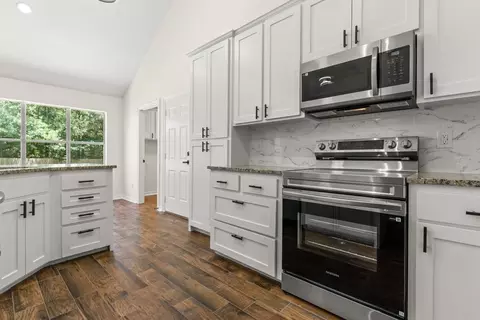 Kitchen - 222 Maxey Rd, Longview, TX 75605 photo 1 of 1