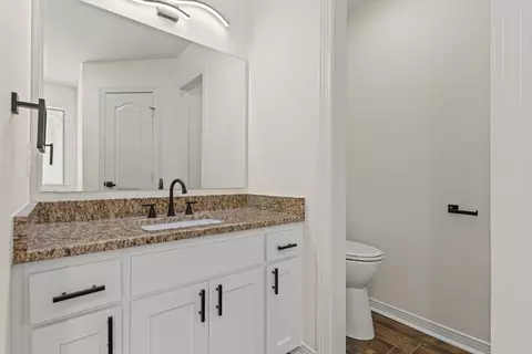 Bath - 222 Maxey Rd, Longview, TX 75605 photo 2 of 3