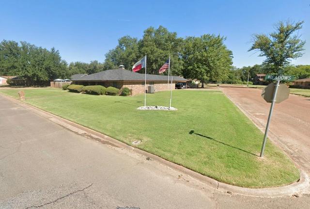 609 Meadows, Winnsboro, TX 75494