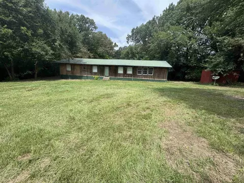 509 W North St, Overton, TX 75684