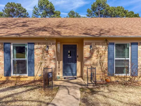 Exterior - 2966 Lynn Dr, Longview, TX 75604 photo 3 of 8
