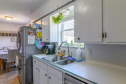 Kitchen - 2966 Lynn Dr, Longview, TX 75604 photo 4 of 4