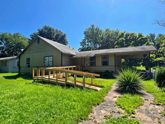 112 Boon, Linden, TX 75563