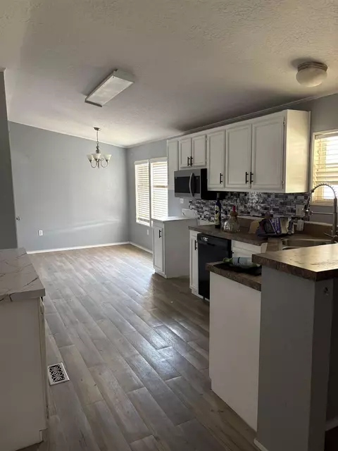 200 S Mcelroy St, Crane, TX 79731 photo 7