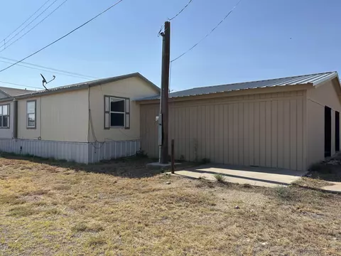 200 S Mcelroy St, Crane, TX 79731 photo 3