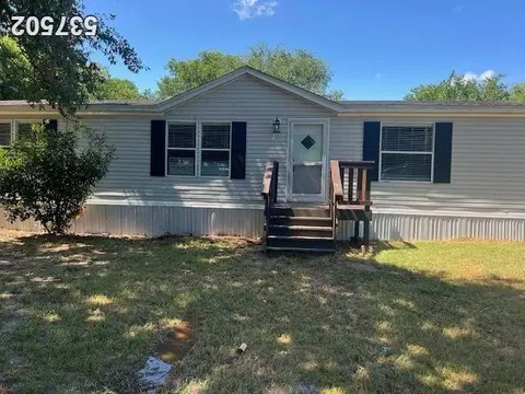3709 Shady Ln, Joshua, TX 76058