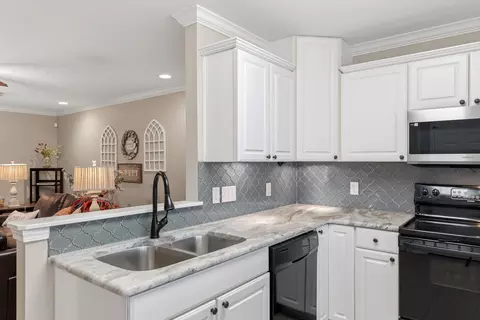 Kitchen - 1807 Flagstone Dr, Longview, TX 75605 photo 2 of 4