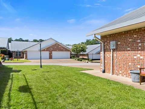 Exterior - 1807 Flagstone Dr, Longview, TX 75605 photo 9 of 10