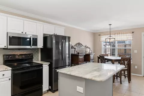 Kitchen - 1807 Flagstone Dr, Longview, TX 75605 photo 1 of 4
