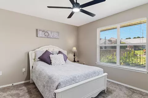 Bedroom - 1807 Flagstone Dr, Longview, TX 75605 photo 3 of 5