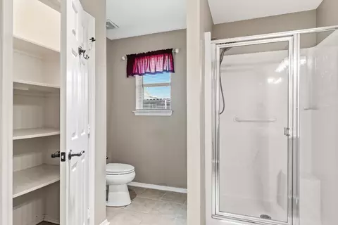Bath - 1807 Flagstone Dr, Longview, TX 75605 photo 2 of 3