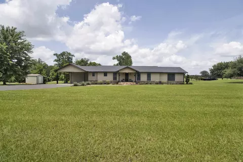 3721 Cooks Rd, Marshall, TX 75670