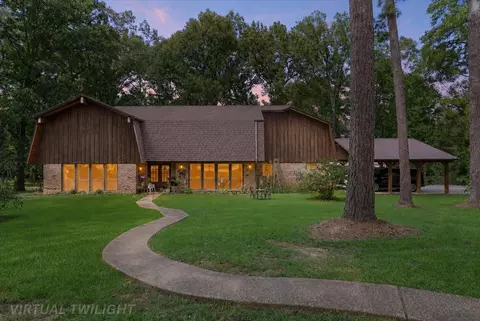 304 Cedar Cir, Marshall, TX 75672