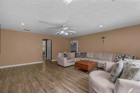 Living - 2617 Sam Page Rd, Longview, TX 75605 photo 3 of 3