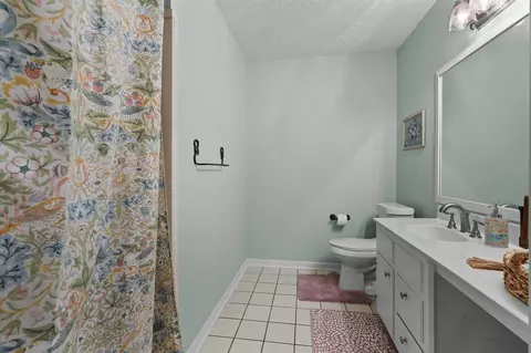Bath - 2617 Sam Page Rd, Longview, TX 75605 photo 2 of 2
