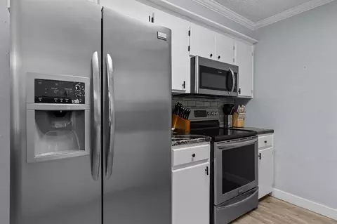 Kitchen - 2617 Sam Page Rd, Longview, TX 75605 photo 2 of 3
