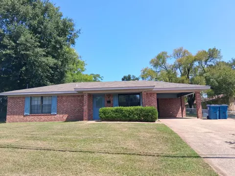1302 Richardson, Henderson, TX 75652