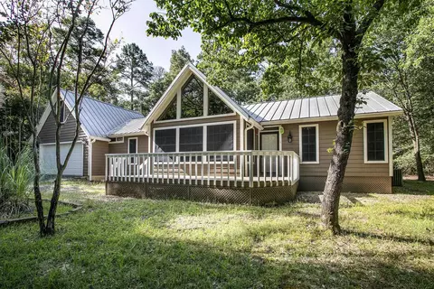 153 Candlelight Cv, Holly Lake Ranch, TX 75765